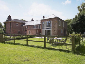 Curlew Barn